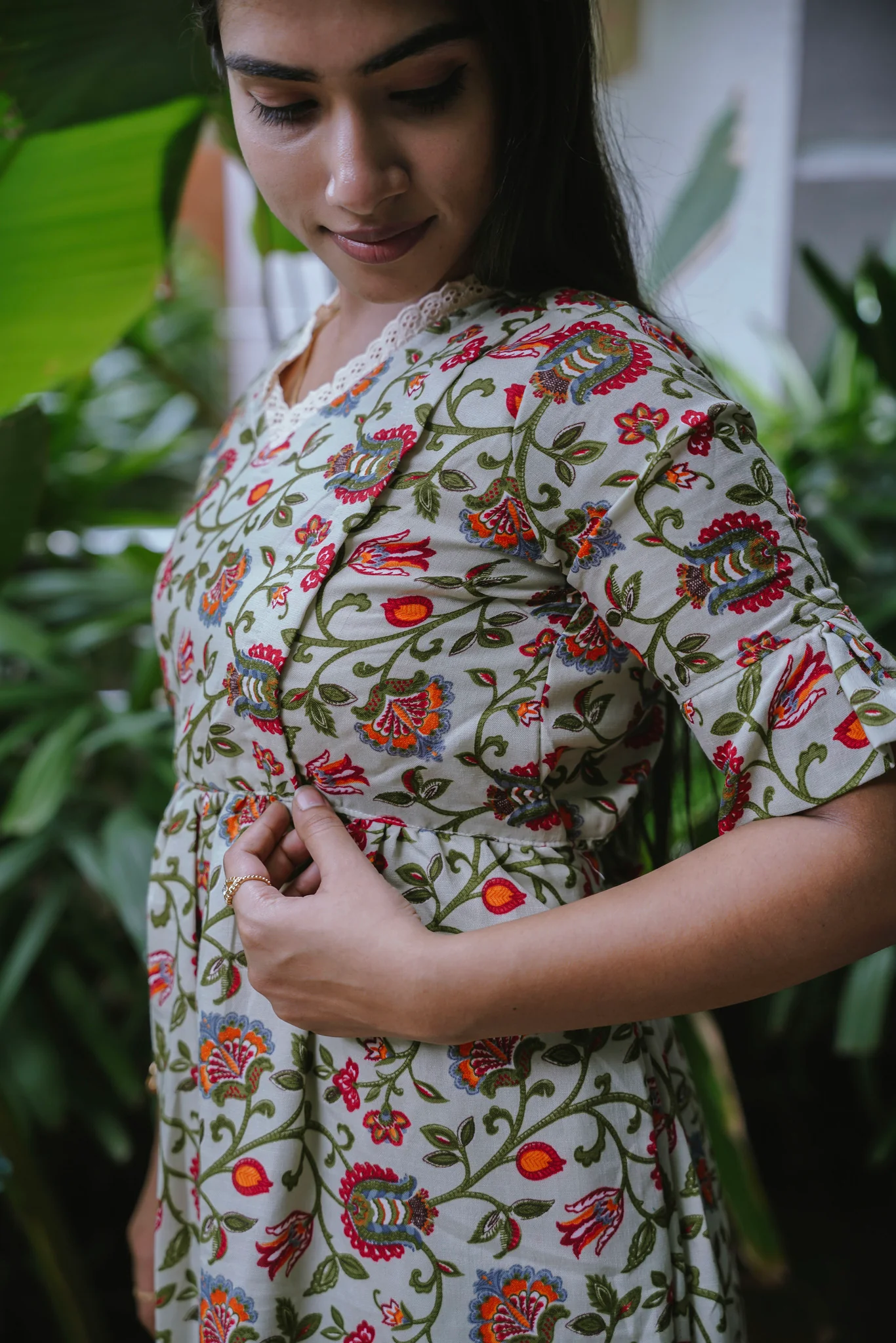 Maternity Gown - Vintage Vine - Image 6